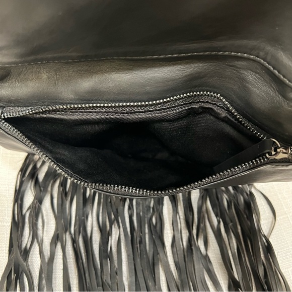 BCBG GENERATION Black Leather Fringe Clutch Bag Magnetic Snap Closure Zipper EUC - Picture 7 of 8